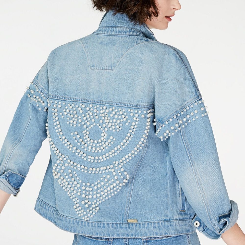 🎊Final deal 🎊Embellished denim  jean jacket